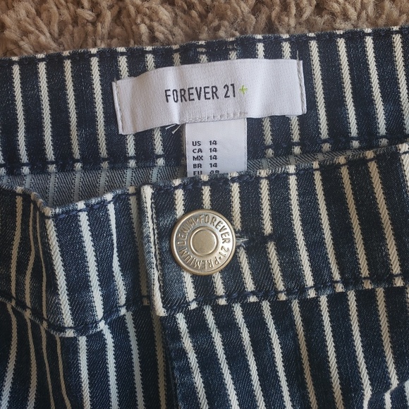 Cute Forever 21 Pants - Picture 4 of 4